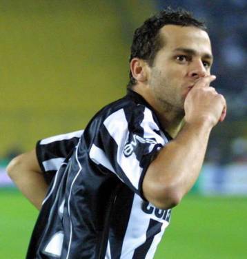 «Ερχομαι, με χαρά» δήλωσε ο Μπομπό για τον Ολυμπιακό