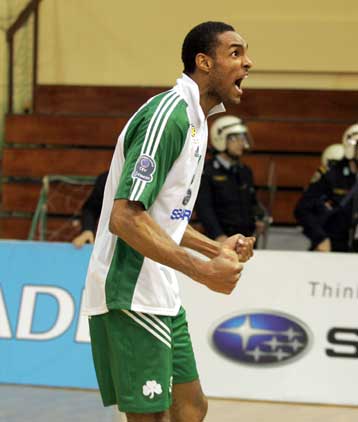 Έμεινε ο Αγκάμεζ στον Παναθηναϊκό που κάνει προσπάθειες ελληνοποίησης