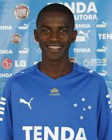 Βρήκε τον αντί-Κατσουράνη η Μπενφίκα