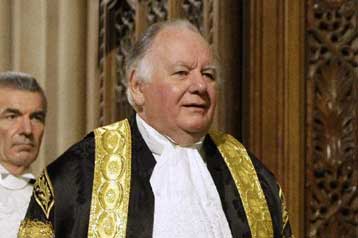 Οι βουλευτικές δαπάνες έφεραν την παραίτηση του προέδρου τη Βουλής των Κοινοτήτων