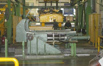 Βουτιά 27,3% το Μάρτιο για το δείκτη νέων παραγγελιών στη βιομηχανία