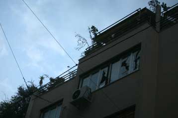 Βομβιστική επίθεση σε επενδυτική εταιρεία στο Κολωνάκι