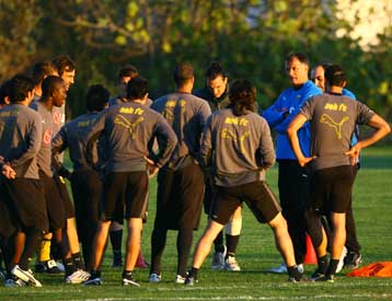 Χαμηλοί τόνοι και αποθεραπεία στην ΑΕΚ ενόψει Λάρισας