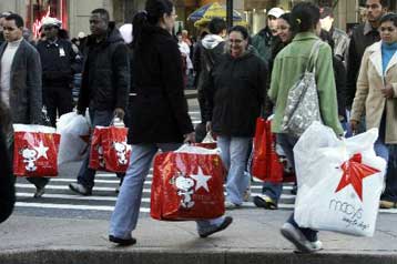 Η ύφεση επιδεινώνει τον καταναλωτισμό, ειδικά στις γυναίκες