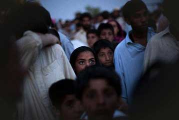 Δραματική έκκληση από τον ΟΗΕ για βοήθεια προς τους εκτοπισμένους του Πακιστάν