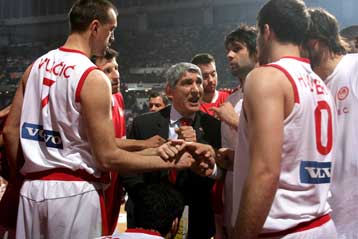 Εχασε το αήττητο ενός χρόνου και τεσσάρων μηνών στο ΣΕΦ ο Ολυμπιακός