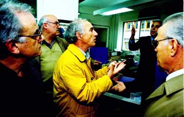 Με προβλήματα η καταβολή της εφάπαξ ενίσχυσης για τους συνταξιούχους