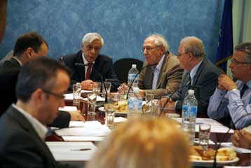 Ειδική ρύθμιση για την ψήφο των ναυτεργατών