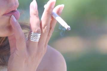 Καταδικάστηκαν και σε δεύτερο βαθμό καπνοβιομηχανίες για παραπλάνηση του κοινού