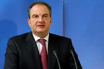 Στο έργο της κυβέρνησης αναφέρεται ο πρωθυπουργός περιοδεύοντας στη Θεσσαλία