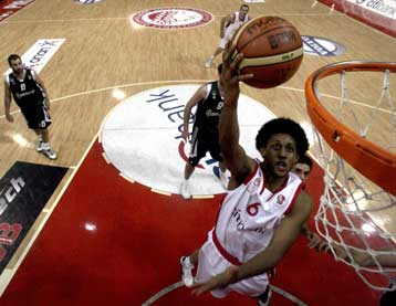 Νέα διάψευση Τσίλντρες για φυγή από τον Ολυμπιακό