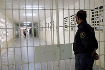 Εκατοντάδες κρατούμενοι βασανίστηκαν στις ιρακινές φυλακές το 2008