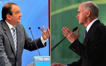 Πυρά αντάλλαξαν Κ.Καραμανλής από την Τρίπολη και Γ.Παπανδρέου από τη Λαμία