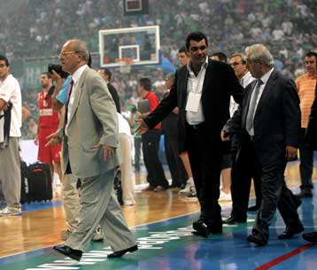 Πρόβλεψη Γιαννακόπουλου για μακρόχρονη… ζήλεια και υπόσχεση για νίκη στο ΣΕΦ