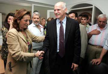 Στο κέντρο πρόληψης εξαρτήσεων «Αργώ» ο Γιώργος Παπανδρέου