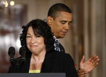 Την πρώτη ισπανόφωνη δικαστικό επέλεξε ο Ομπάμα για το Ανώτατο Δικαστήριο