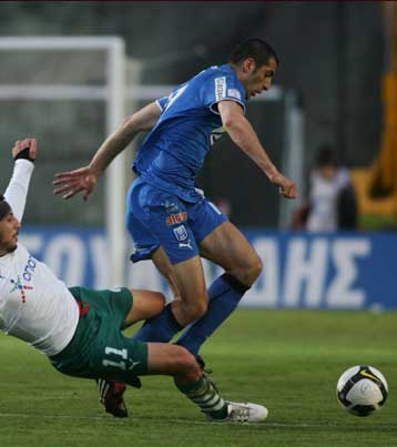 Ο Ηρακλής άνοιξε την πόρτα της εξόδου στον Εξουζίδη