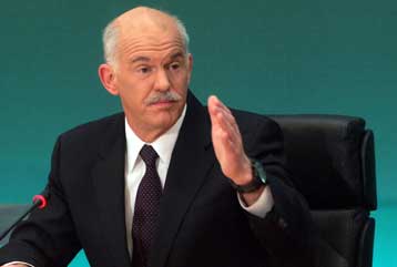 Νέο δίλημμα «ή αλλάζουμε ή βουλιάζουμε» θέτει ο Γ.Παπανδρέου