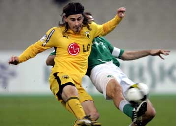 Η ΑΕΚ φαβορί για τη νίκη στο ντέρμπι τόνισε ο Μπλάνκο