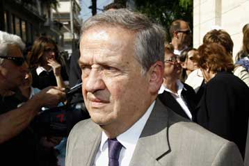 Προτεραιότητα την υπηρέτηση των εθνικών θεμάτων στην Ευρώπη θέτει ο Στ.Παπαθεμελής