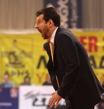 Ευχαριστίες Ματσόν στους «κίτρινους» οπαδούς, παραδοχή ήττας από Μαρκόπουλο