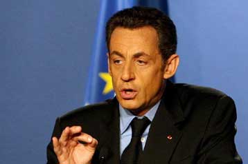 Μέτρα για την καταπολέμηση της σχολικής βίας ανακοίνωσε ο Νικολά Σαρκοζί