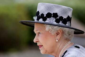 Δεν θα παραστεί η Ελισάβετ στις τελετές για τη Νορμανδία γιατί δεν προσκλήθηκε