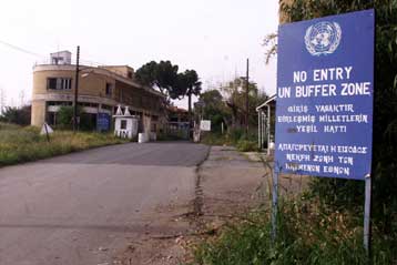 Η ειρηνευτική δύναμη θα παραμείνει μέχρι την επίλυση του Κυπριακού, συμφώνησε το ΣΑ