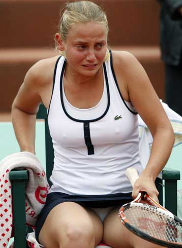 Απέφυγαν τους… εφιάλτες Φέντερερ και Β.Ουίλιαμς, τραυματίστηκε η Ντόκιτς