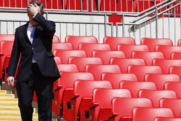 Μπράουν και Εργατικοί δείχνουν να καταποντίζονται στις ευρωεκλογές