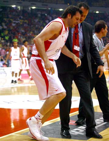 «Ψίθυροι» για Βελίτσκοβιτς στο Λιμάνι και αγωνία για Παπαλουκά