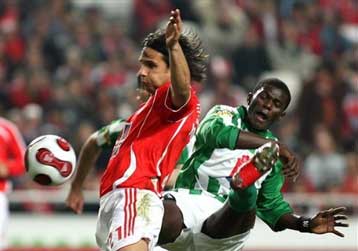 Κοντά στον Τζανίσιο Μάρτινς της Στεούμπαλ η Λάρισα