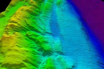 Υποθαλάσσιο βουνό 4.600 μέτρων κρυβόταν έξω από την Ινδονησία