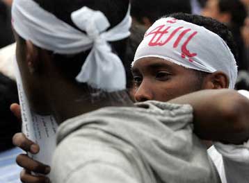 «Εγχειρίδιο σωστής συμπεριφοράς» προς τους μουσουλμάνους ετοιμάζει η ΕΛ.ΑΣ.