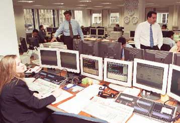 Πάνω από τα 50 δισ. ευρώ σκαρφαλώνει ο κρατικός δανεισμός για το 2009