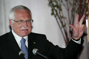 Οι ευρωεκλογές δεν είναι απαραίτητες, λέει ο Τσέχος πρόεδρος Βάτσλαβ Κλάους