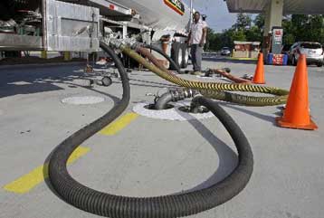 Πρόστιμα ύψους 1,2 εκατ. ευρώ σε πρατήριο υγρών καυσίμων στην Σύμη