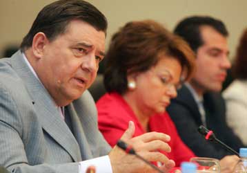 «Οξυμένο κλίμα πόλωσης από ΝΔ και ΠΑΣΟΚ» βλέπει ο Γ.Καρατζαφέρης