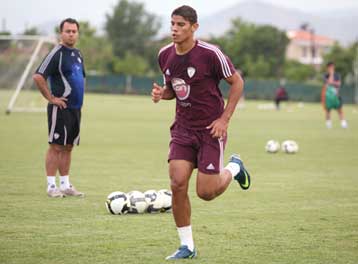 Τον Βραζιλιάνο επιθετικό Κάιο απέκτησε η Λάρισα