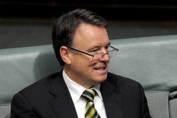 Παραιτήθηκε υπό το βάρος σκανδάλων ο υπουργός Αμυνας της Αυστραλίας