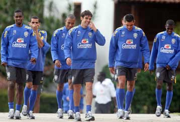 «Πολύ χαρούμενος» στη Ρεάλ δηλώνει… ανεπίσημα ο Κακά