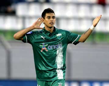 Επόμενο βήμα για την ΑΕΚ ο Λεονάρντο, κοντά σε Μάκο