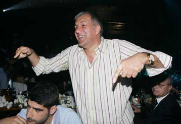 Ο Ομπράντοβιτς ψάχνει για τους καλύτερους και μιλά για τον «Σάρας»