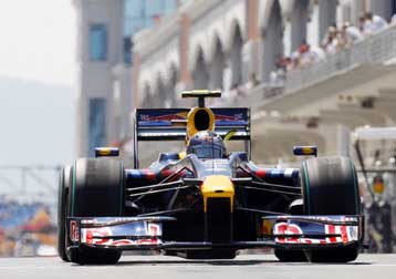 Ο Φέτελ την «pole position» στην Κωνσταντινούπολη