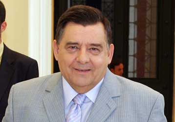 «Να αφήσουμε τα λόγια και να πιάσουμε τα έργα» ζήτησε ο Γ.Καρατζαφέρης