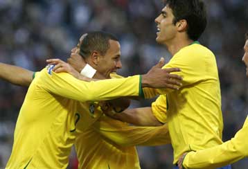 Πρώτη η Βραζιλία, ψυχρολουσία για το Μεξικό στα προκριματικά του Μουντιάλ