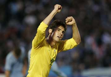 Από ιατρικές εξετάσεις πέρασε ο Κακά για λογαριασμό της Ρεάλ Μαδρίτης