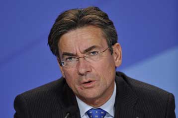 Μεταβάλλει τη στάση της η Ολλανδία για την ένταξη της Σερβίας στην ΕΕ