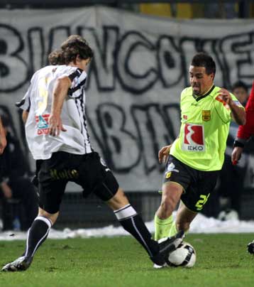 Παρουσιάζει Τσιρίλο, περιμένει Βιτόλο, διαψεύδει για Αργεντινούς