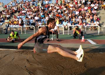Θετική πρεμιέρα για τον Τσάτουμα, όριο για την Πέρρα στο μίτινγκ «Θεσσαλονίκη 2009»